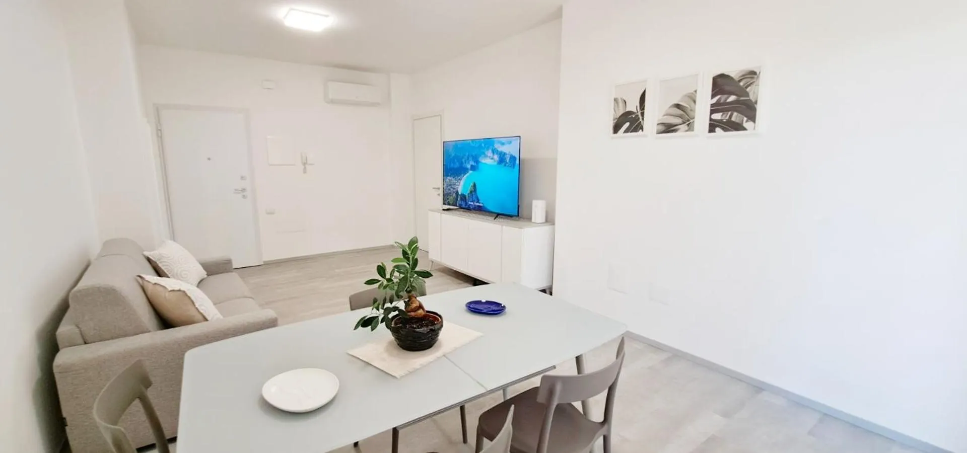 Annina'S Home Cagliari 0*,  Italy